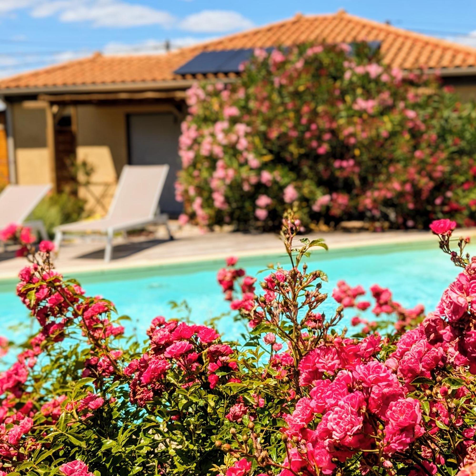 Villa Font Vive - Chambres d'hôtes avec Cuisine et calme absolu ! Grospierres Exterior foto